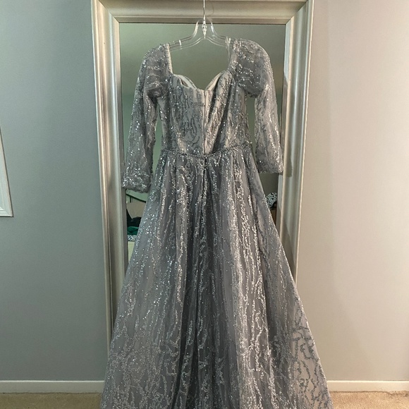 Formal Evening Dress - Picture 1 of 7